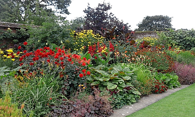 Coughton Court garden