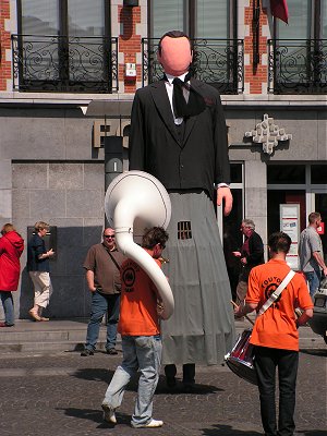 Giant with marching band in Ath
