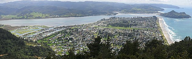 Panorama from Mount Pauanui