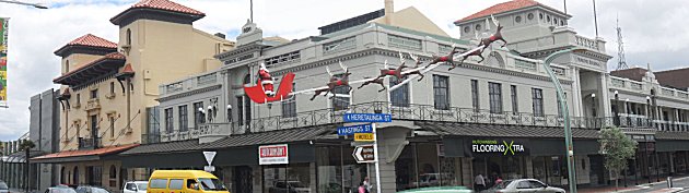 Santa comes to Hastings