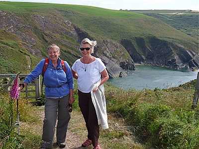 Sal and Sue at the start of our walk